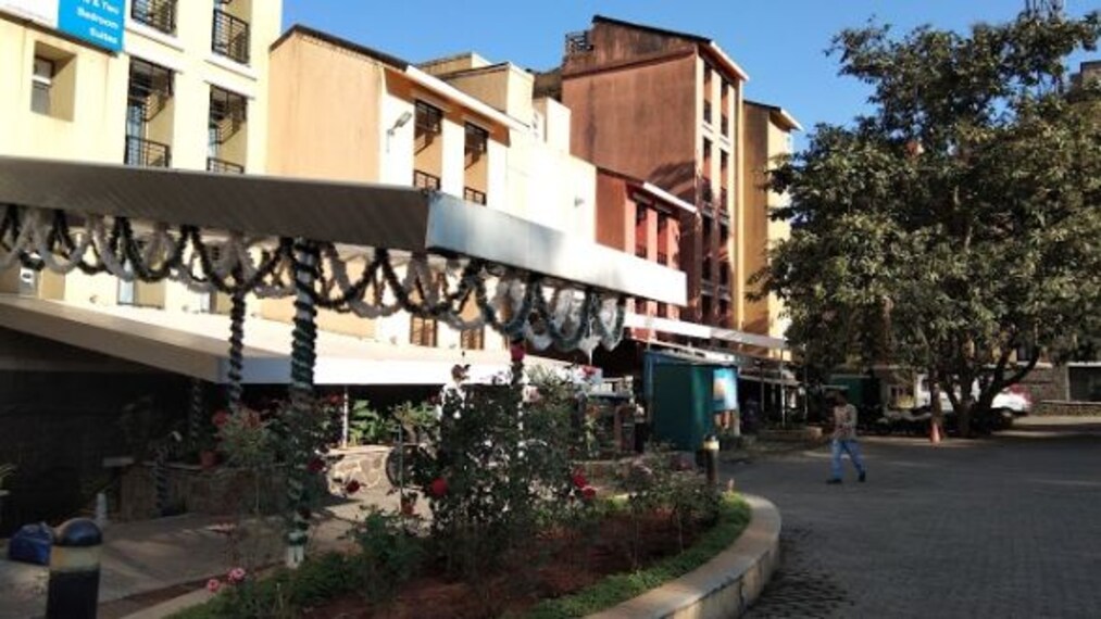 Revival Restaurant-5